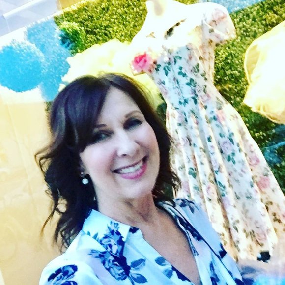 Meet your Posher, Carole - Picture 3 of 3